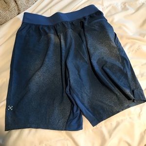 Lululemon shorts Medium